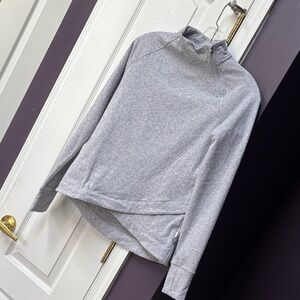Mondetta Women's Gray High-Neck Sweatshirt